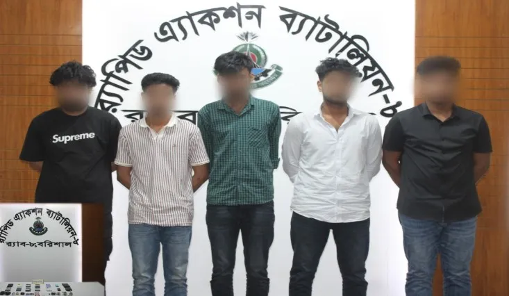 পর্নোগ্রাফি কনটেন্ট বাণিজ্য চক্রের পাঁচ সদস্যকে ভোলা থেকে গ্রেপ্তার করেছে র‍্যাব